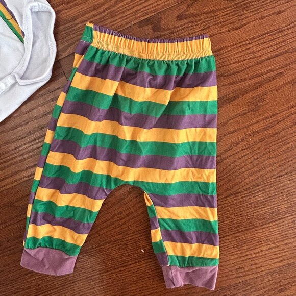 Baby Boy Mardi Gras Set Long Sleeve Bow Bodysuit Pants Hat Size 3-6 Months - Picture 9 of 13